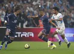 体育赛事-关于转会期突围战来临，巴黎圣日耳曼围绕国王杯止住颓势，引发热议，阵容厚度经受考验的信息